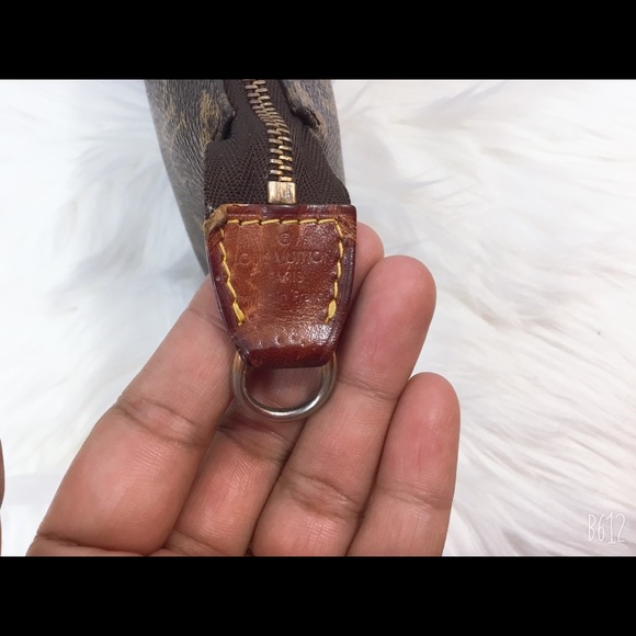 100% Authentic Louis Vuitton Pouchette Accessories - Picture 5 of 8